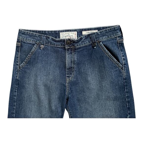 LEVI STRAUSS SIGNATURE Womens Size 14 Low Rise Denim Blue Jean Bermuda Shorts - Picture 4 of 5